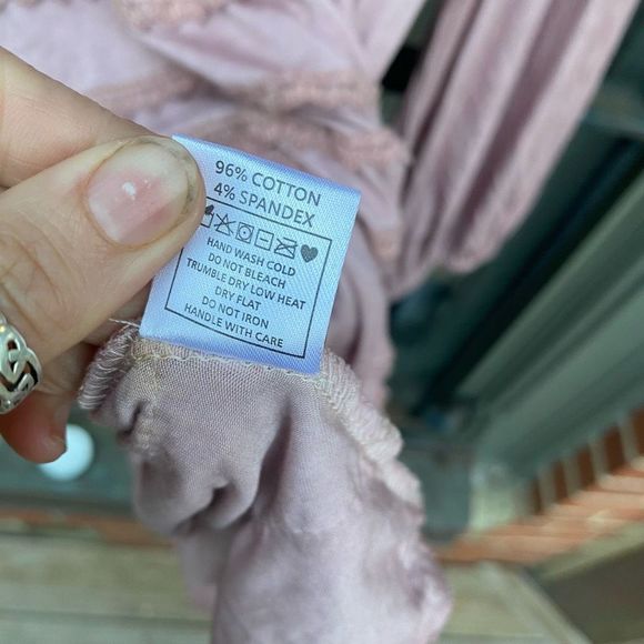 Fashion Apparel 🐾 NWT Pink Longsleeve Blouse Size Small / Medium - Picture 5 of 10